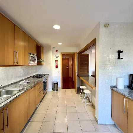 Apartamento Modern 4 With Pool By Homing *